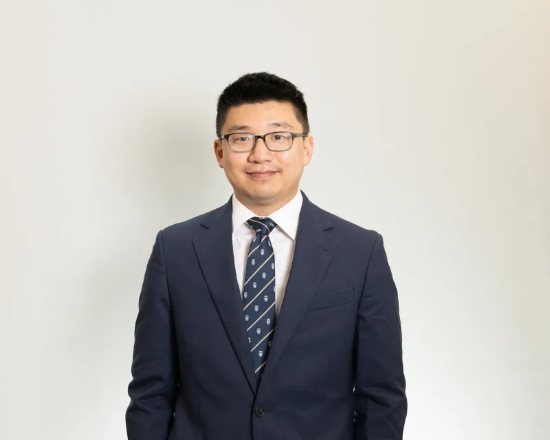 Dr. Roy Liu, M.D., Anesthesiologist & Pain Management Physician at Vein Center Doctor